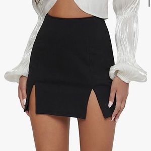 Black Split Hem Mini skirt